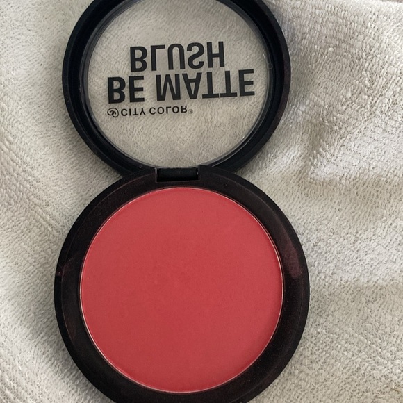 City color blood orange blush (wow it lasts) and Revolution soft - Picture 4 of 8